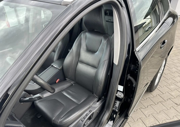 Volvo XC 60 cena 74900 przebieg: 233000, rok produkcji 2015 z Chorzów małe 466